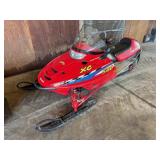 2000 Polaris Indy 500 XC Snowmobile