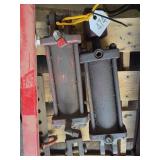 Pair Hydraulic Cylinders
