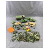 Plastic Toy Soldiers & Military Vehicles Lot