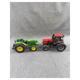 Ertl Diecast Case International & John Deere Tract