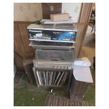 Stereo, Dvd Player And Record Player