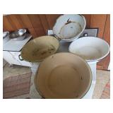 4 Granite Wash Pans