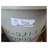 Corner Lot: Scrape, Steel Grinding Table & 4 ' Vi