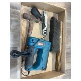 Neu Master Cordless Tacker & Tools Set