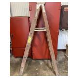 Werner 6' Wooden Step Ladder Type IA 300 lbs