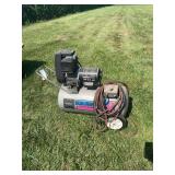 Campbell Hausfeld 2 HP Portable Air Compressor