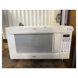 Kenmore 1200W Countertop Microwave Oven