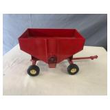 Red  Gravity Wagon 1:16 Scale