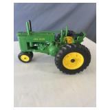 JD G Tractor 1:16 Scale w Box not pictured