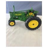 JD 1949/1954 Model R Tractor 1:16 Scale
