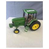 JD 7600 Tractor 1:16 Scale