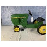 JD 40 Series Model 5240 Pedal Tractor