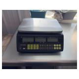 Avery Berkel Digital Scale