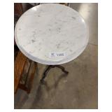 3 legged accent table
