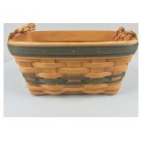 1997 Collector Club Renewal Basket