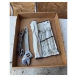 Quality Plus Combination Wrench Set With Adjustabl