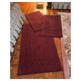 Burgundy Tufted Bath Rug and Runner Set with Rope