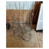 Metal Wire Tomato Cages and Plant Support Trellise