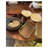 West Bend Versatility Slow Cooker Pyrex Bakeware a