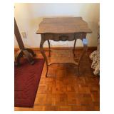 Antique Victorian Quarter Sawn Tiger Oak Parlor Ta