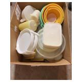 Tupperware Kitchenware Assortment with Wonderlier