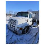 1999 INTERNATIONAL VIN 1HTSMABM2XH674653