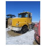 1995 white Gmc VIN # 4V1JBARF3SR836378