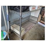6 SHLEF WIRE ROLLING RACK