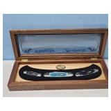 BLUE CANOE SET CASE COLLECTIBLES IN WOOD CASE