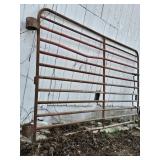 TALL BARN GATE