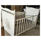 EARLY WOOD BABY CRIB
