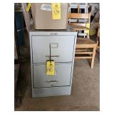 METAL 2 DRAWER FILING CABINET