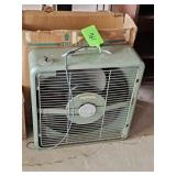 VINTAGE METAL ELECTRIC FAN