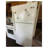 FRIGIDARE FRIDGE WITH FREEZER WORKS