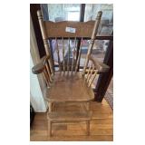 CHILDS HIGH CHAIR