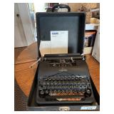 CORONA TYPEWRITER