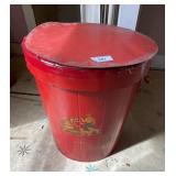 LAUNDRY HAMPER/BARREL