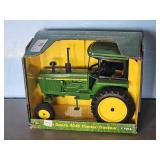 ERTL JOHN DEERE 4040
