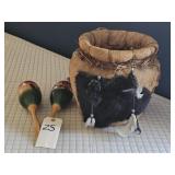 MODERN BURLAP TYPE BASKET W/PAIR OF MEXICAN