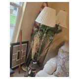 2 FLOOR LAMPS, AMERICAN FLAG, PICTURE FRAME