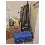 KIRBY HERITAGE 2 SWEEPER W/ATTATCH.