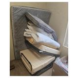 FOLDING DOG BED & MATRESS