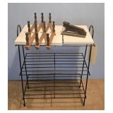 METAL STAND & WOOD ACCORDING PEG RACK