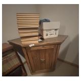 Corner cabinet