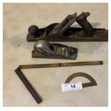 2 Planers- Stanley 110 & 01, wood roller