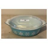 Pyrex casserole covered dish snowflake pattern