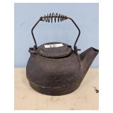 CAST IRON TEA POT