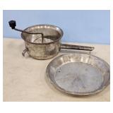 TIN PIE PLATE & SIFTER