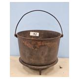 3 LEG BEAN POT "THE FAVORITE"