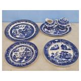 BLUE WILLOW SERVING PLATTER & PLATES/CREAM & SUGAR
